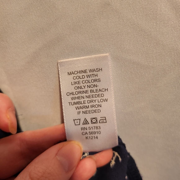 Navy blue anchor button-up sleevless blouse - Picture 7 of 8